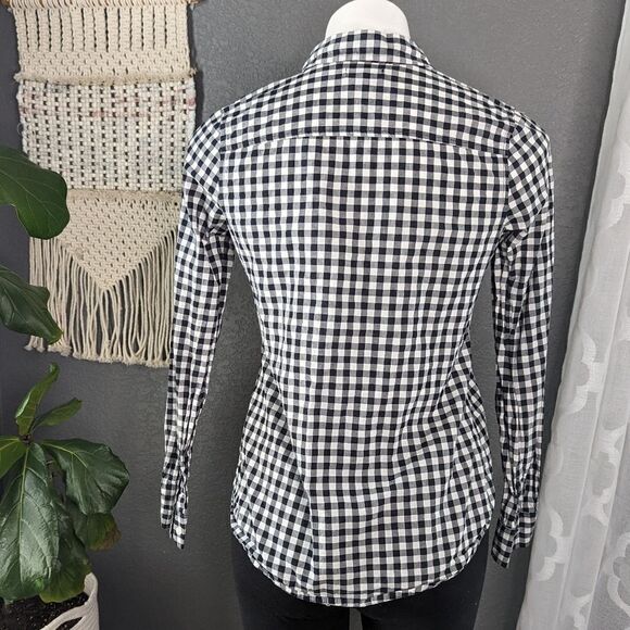 Old Navy Black and White Button Up - Picture 3 of 7